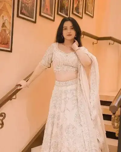 Escort Service In Kalavad